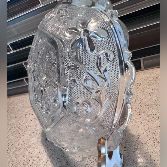 Vintage Indiana Glass Daisy Pattern Pressed Glass small miscellaneous bowl EUC - Picture 5 of 9